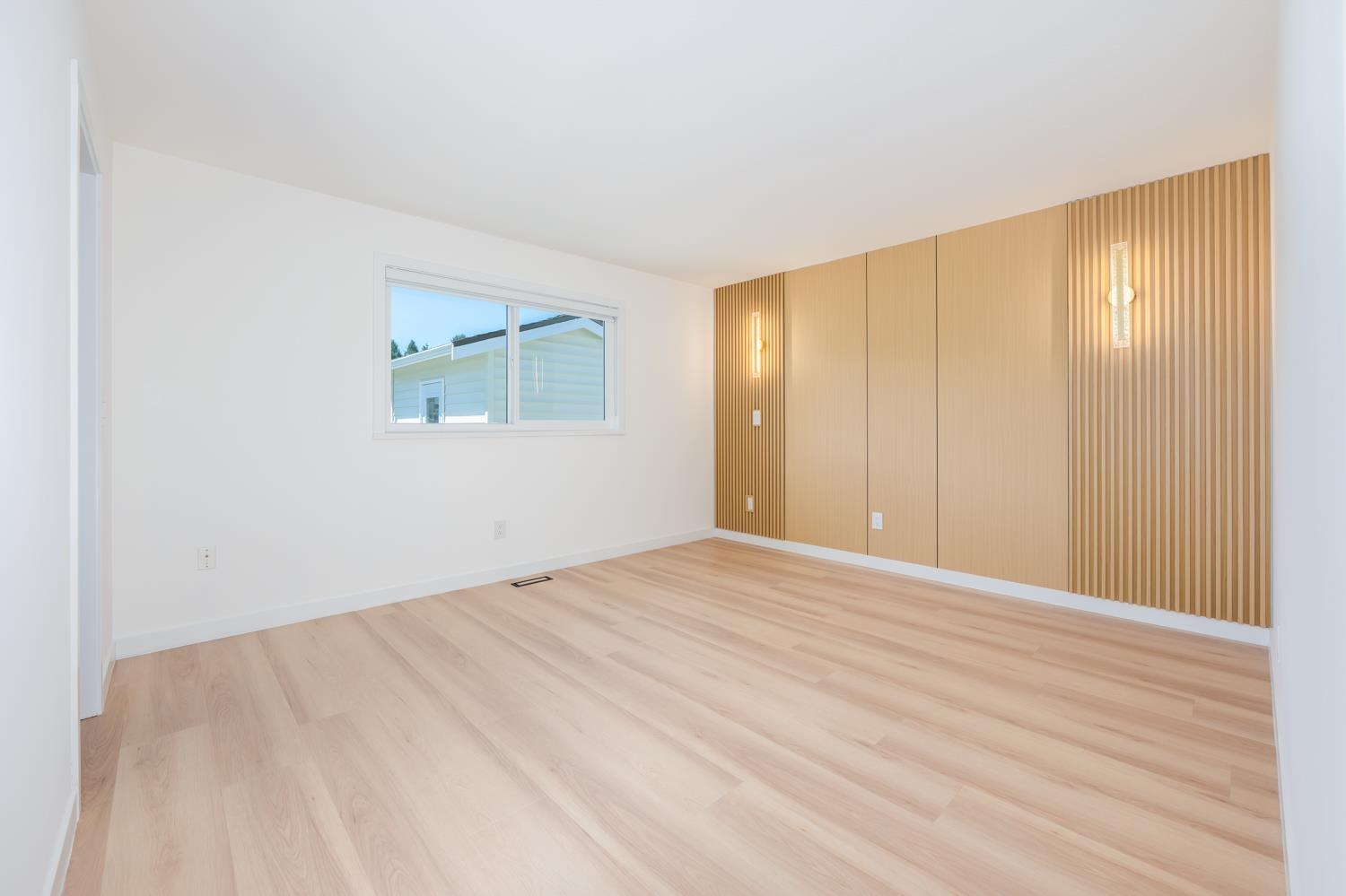 15092 19a Avenue, Surrey, British Columbia  V4A 7G8 - Photo 6 - R3136851