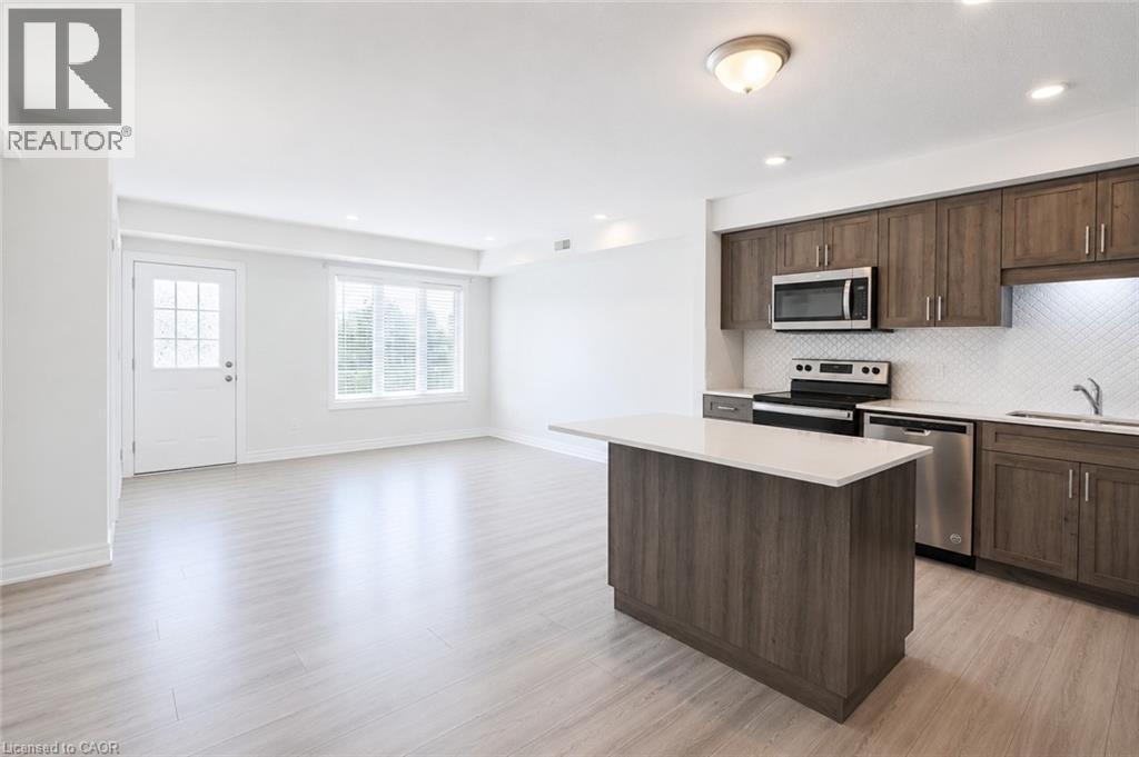 160 Rochefort Street Unit# E5, Kitchener, Ontario  N2R 1V5 - Photo 2 - 40841699