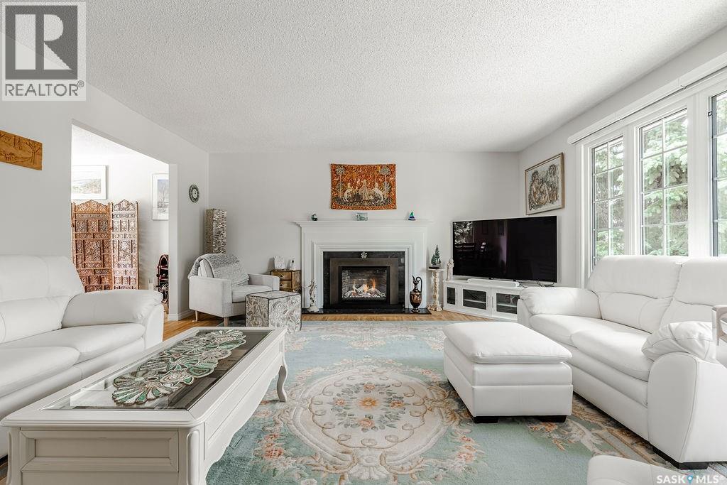 10 Capilano Drive, Saskatoon, Saskatchewan  S7K 4A5 - Photo 6 - SK040209