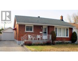 52 Grandview AVE E, Sault Ste Marie, Ontario