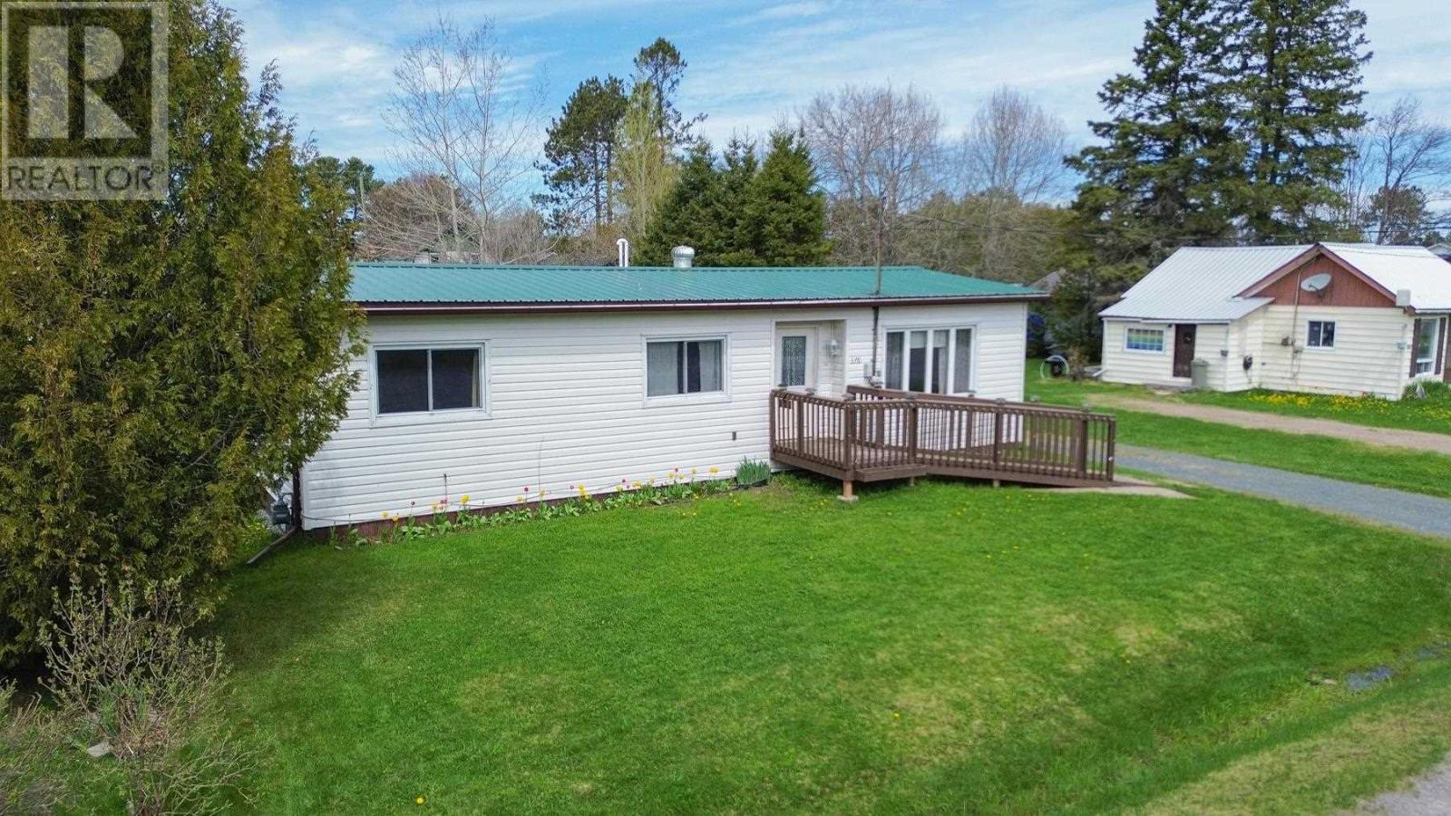 376 Boyle St, Thessalon, Ontario  P0R 1L0 - Photo 10 - SM261131