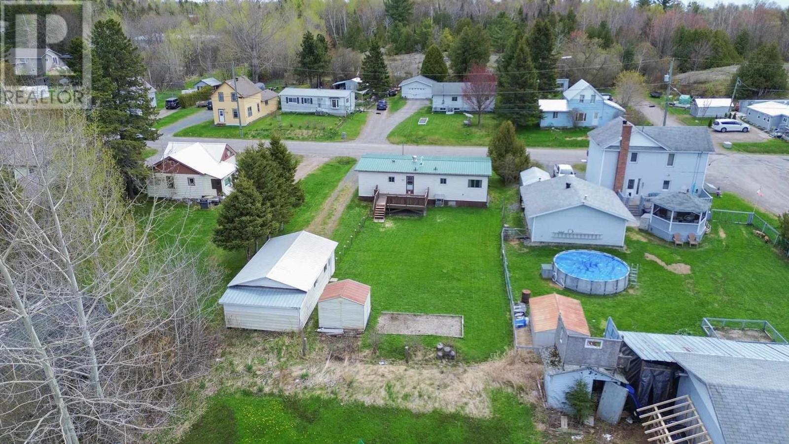 376 Boyle St, Thessalon, Ontario  P0R 1L0 - Photo 6 - SM261131