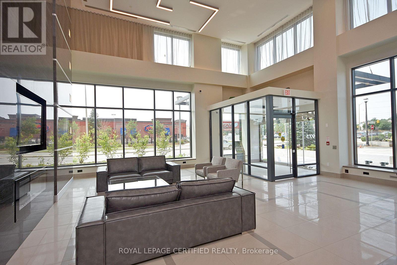 1302 - 3975 Grand Park Drive, Mississauga, Ontario  L5B 4M6 - Photo 2 - W13471942