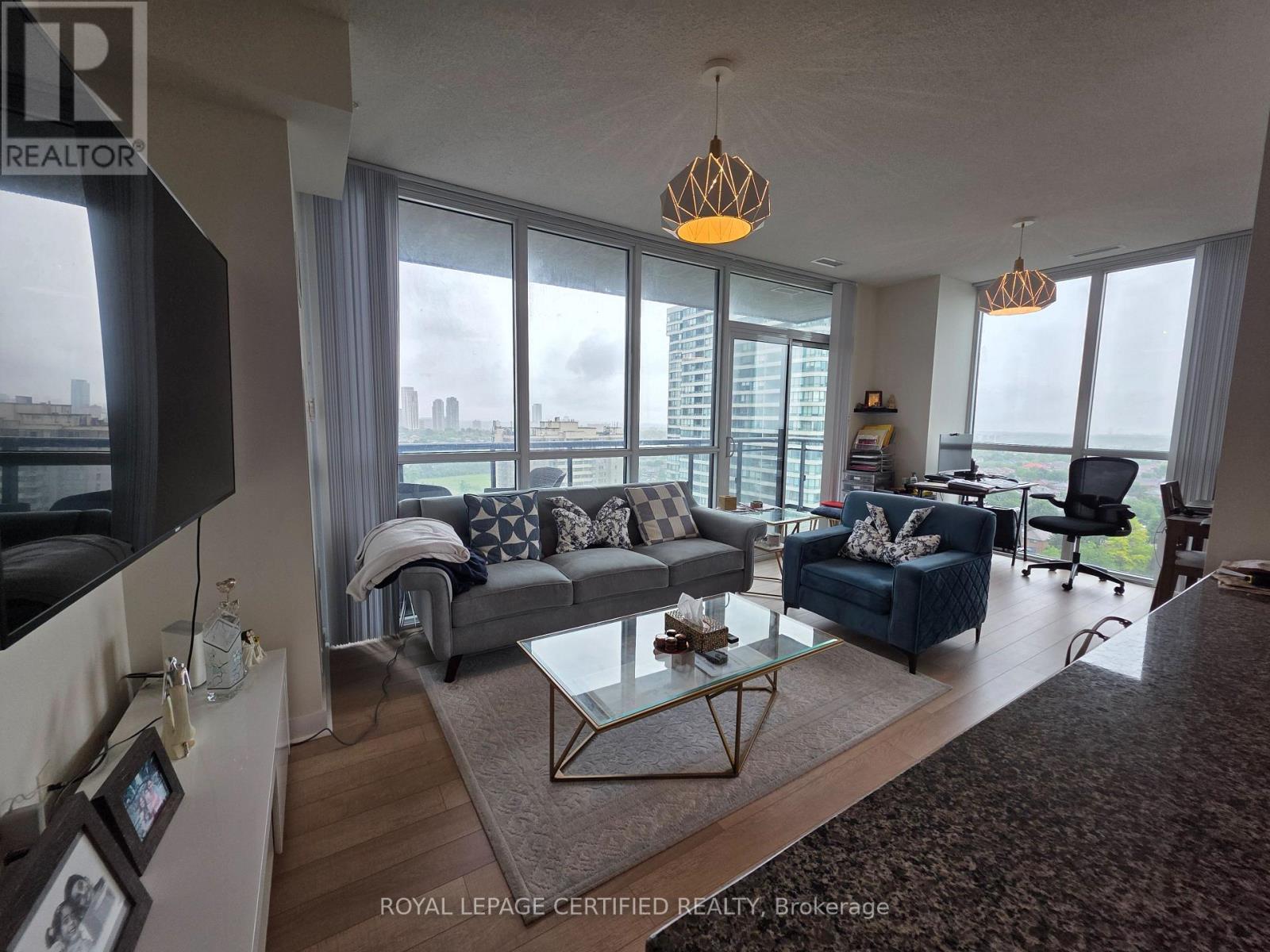 1302 - 3975 Grand Park Drive, Mississauga, Ontario  L5B 4M6 - Photo 3 - W13471942