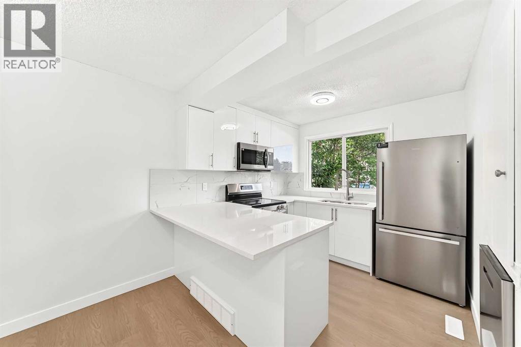 12, 7205 4 Street NE, Calgary, Alberta  T2K 5S3 - Photo 4 - A2322986
