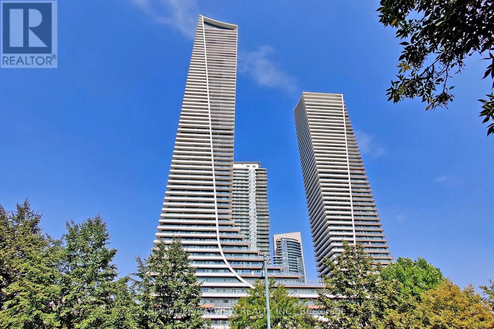 3220 - 30 SHORE BREEZE DRIVE, Toronto, Ontario