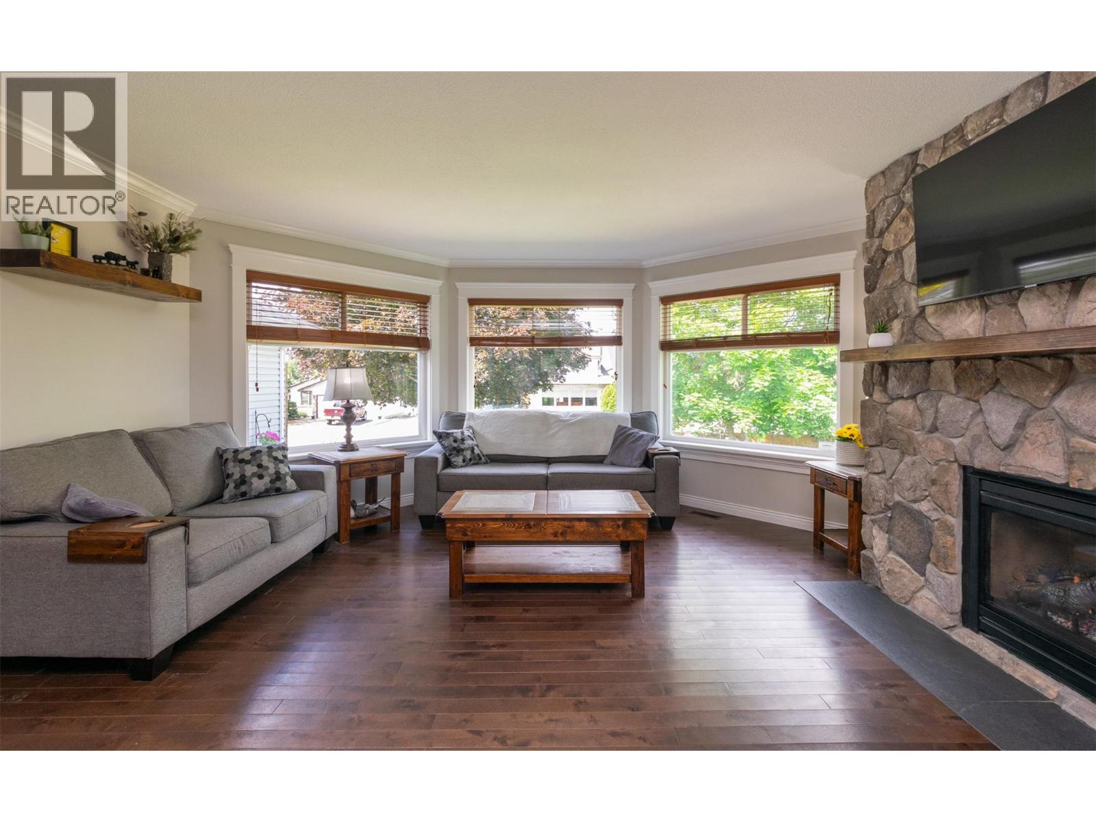 470 23 Street NE, Salmon Arm, British Columbia  V1E 1Y7 - Photo 18 - 10391409
