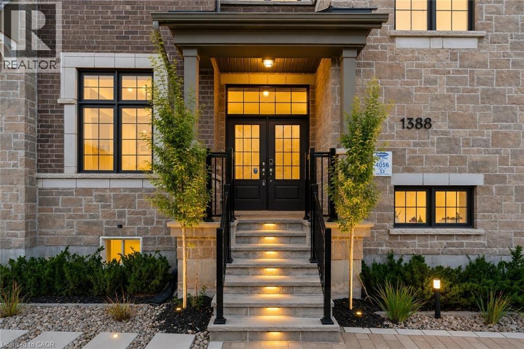 1388 Aymond Crescent, Oakville, Ontario  L6H 7W9 - Photo 5 - 40839866