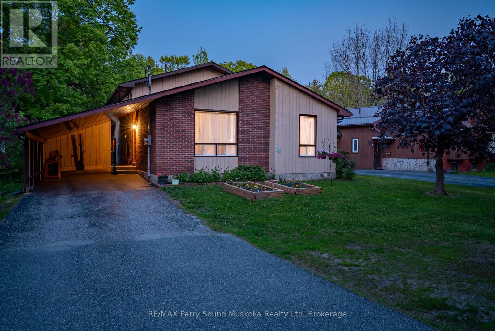 28 Forest Street, Parry Sound, Ontario  P2A 2P9 - Photo 3 - X13235546