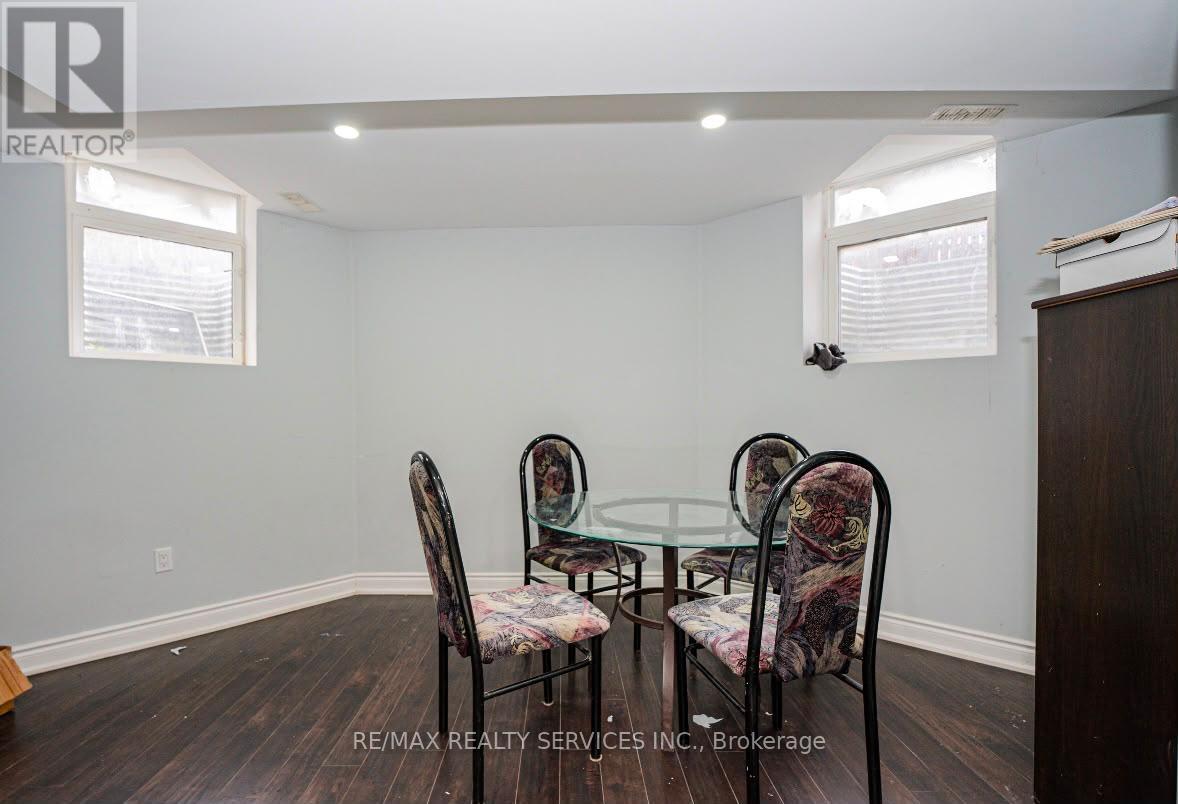 14 Conover Court, Brampton, Ontario  L6Y 3J5 - Photo 40 - W13469982