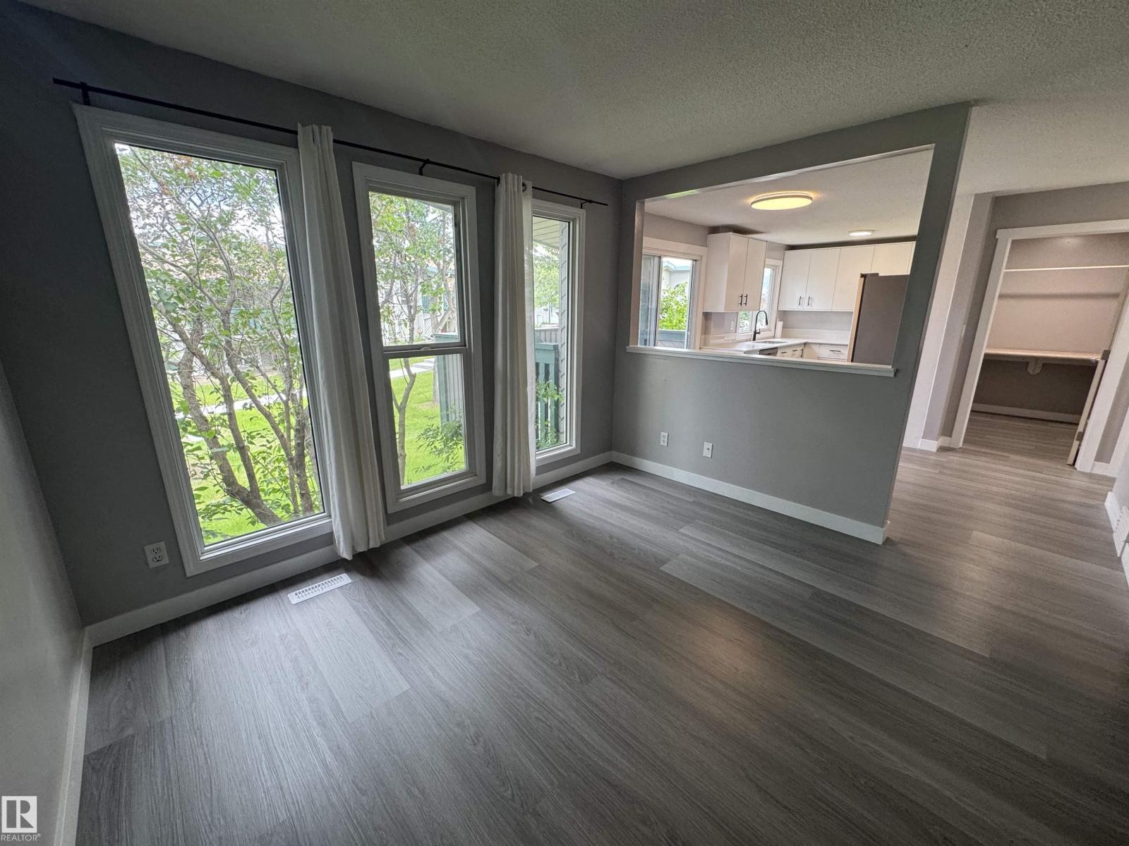 6441 180 St Nw, Edmonton, Alberta  T5T 2P3 - Photo 4 - E4494985