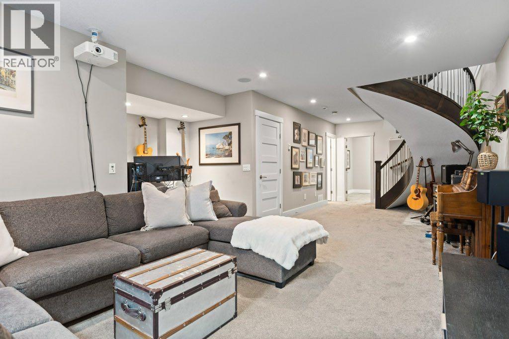 2113 21 Avenue Sw, Calgary, Alberta  T2T 0P1 - Photo 30 - A2321709