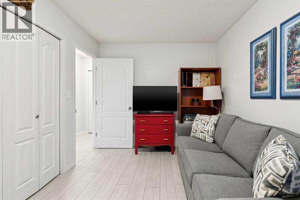 412, 30 Sierra Morena Mews SW, Calgary, Alberta  T3H 3K7 - Photo 17 - A2322417