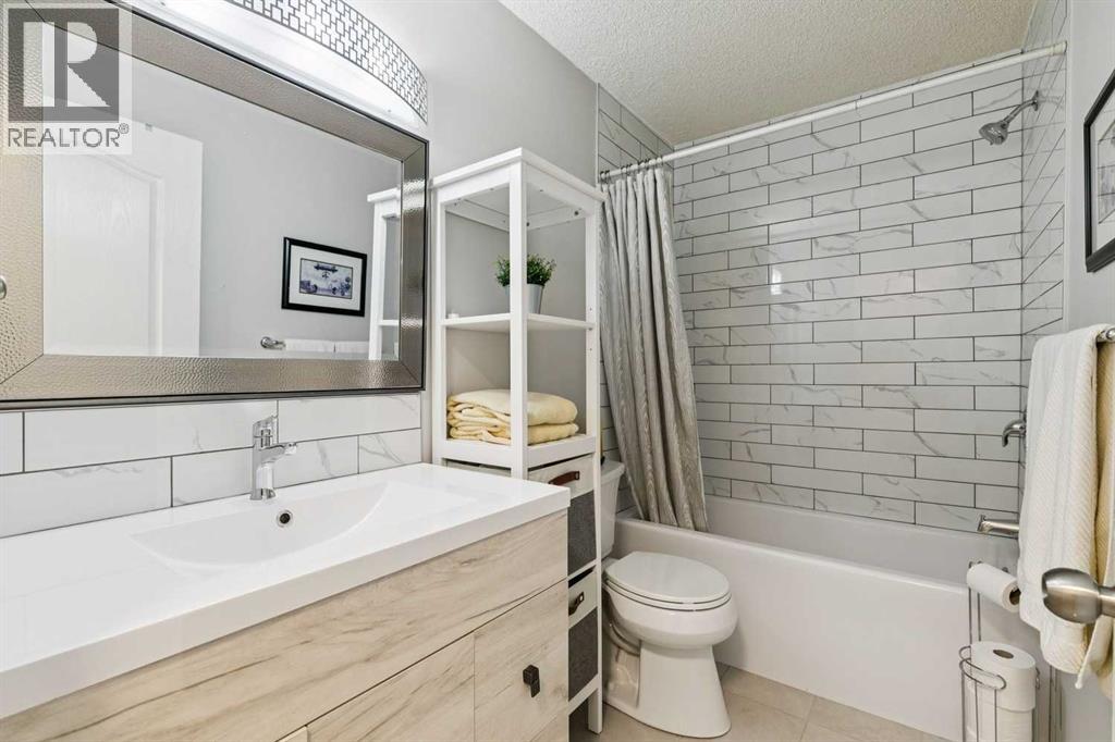 412, 30 Sierra Morena Mews SW, Calgary, Alberta  T3H 3K7 - Photo 18 - A2322417