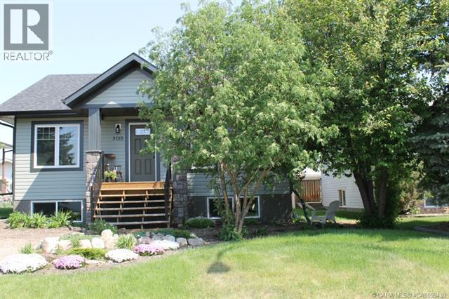 5018 61 Avenue Close, Ponoka, Alberta T4J 1E7 - Photo 1 - A2316816