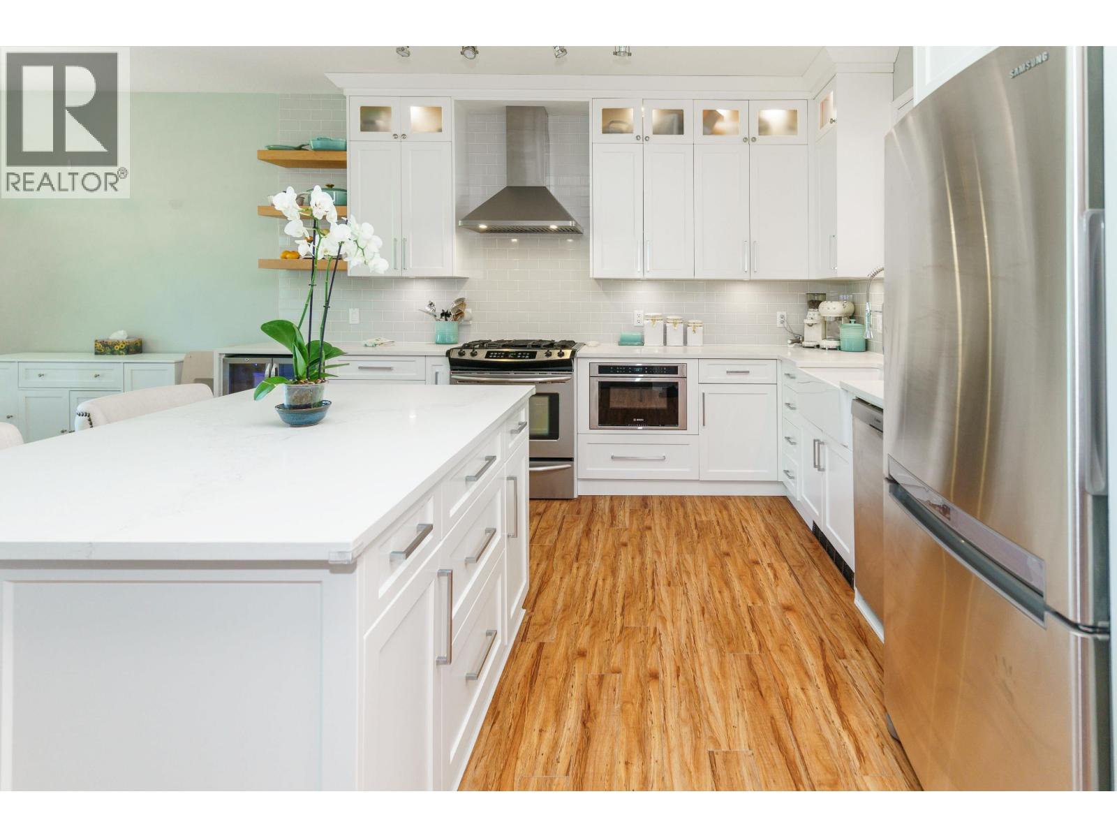 7 3138 Dayanee Springs Boulevard, Coquitlam, British Columbia  V3E 0B6 - Photo 3 - R3138155