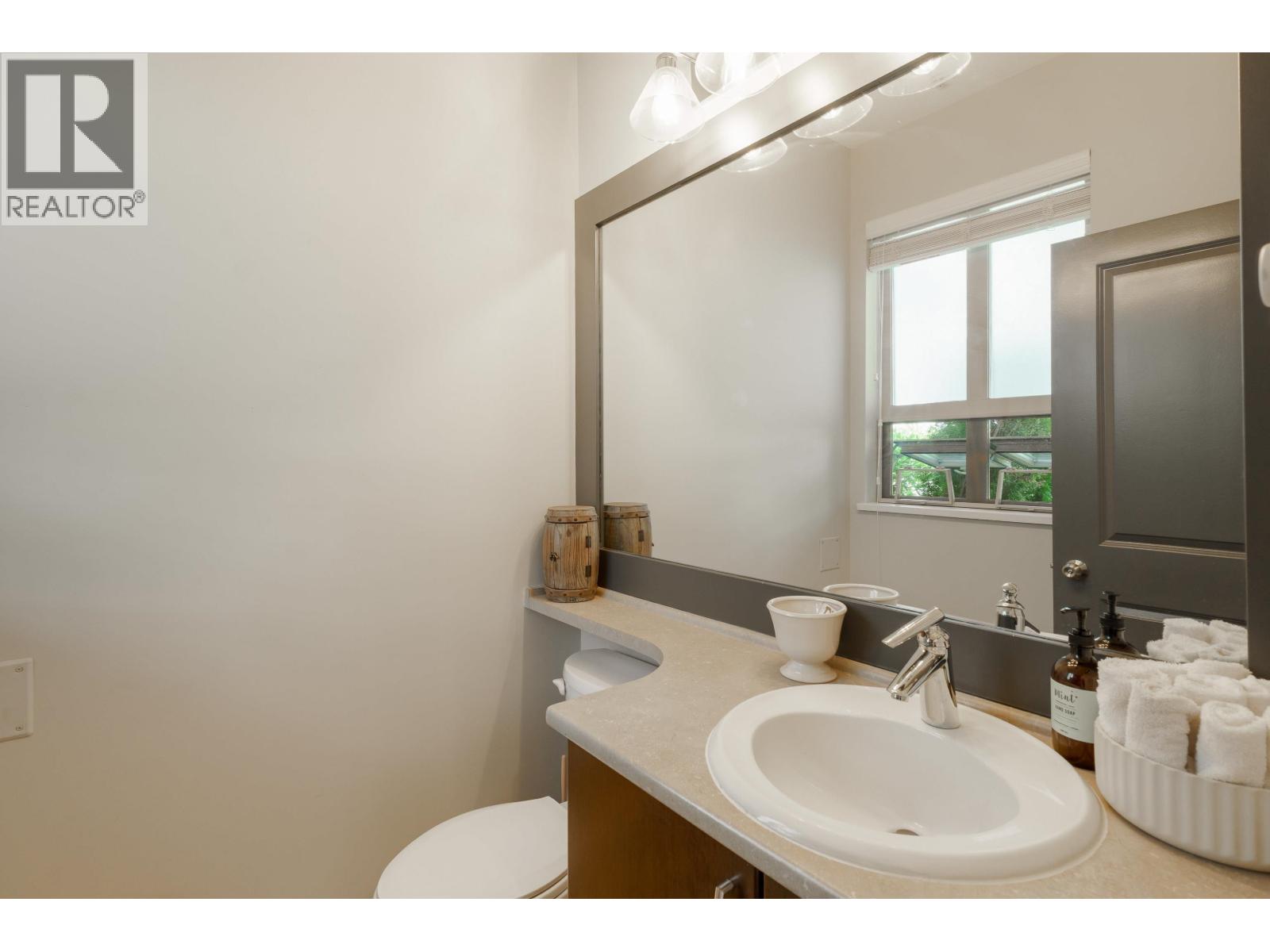 7 3138 Dayanee Springs Boulevard, Coquitlam, British Columbia  V3E 0B6 - Photo 9 - R3138155