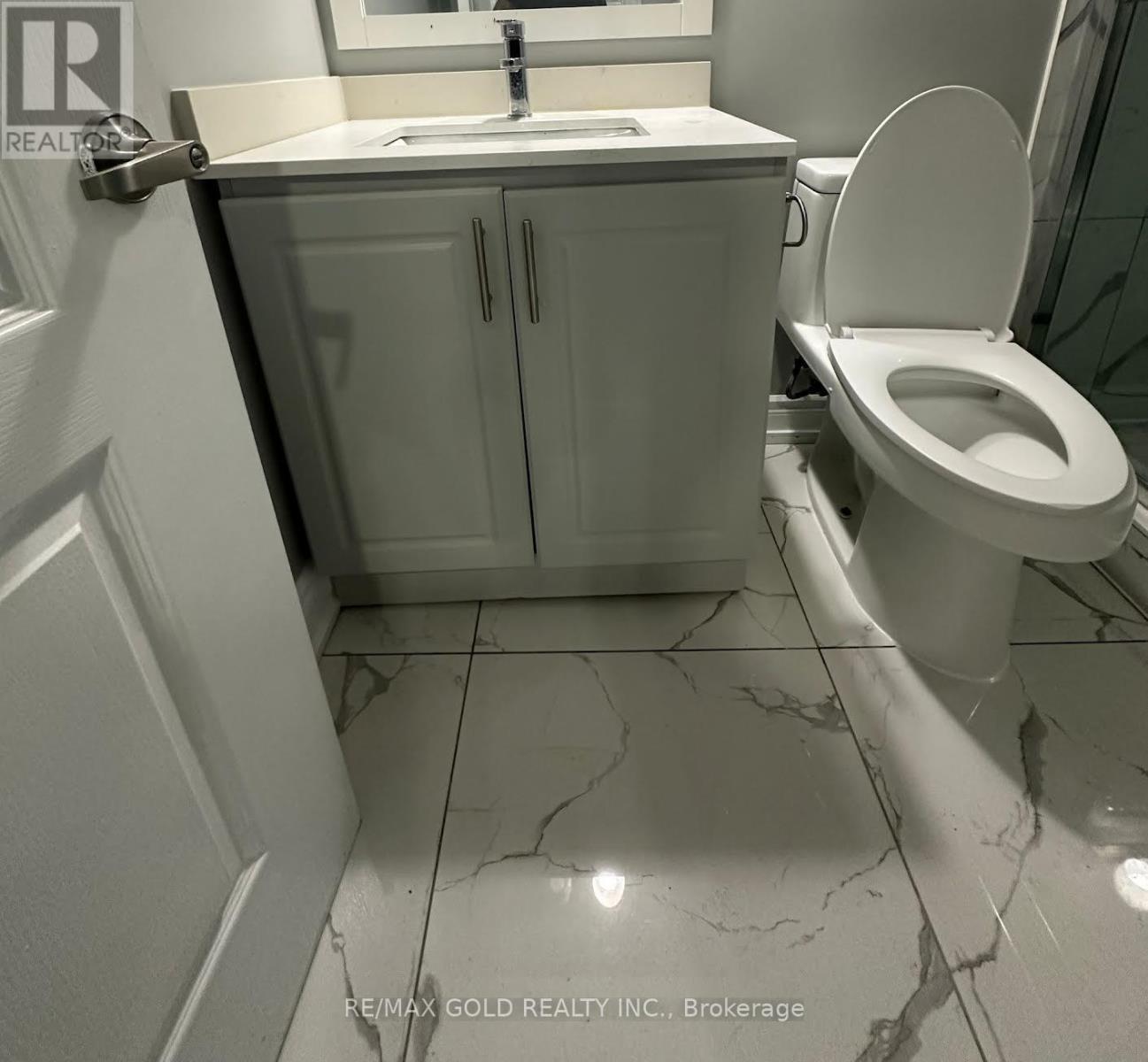 19 Benstrow Avenue, Toronto, Ontario  M9V 2Z5 - Photo 13 - W13472076