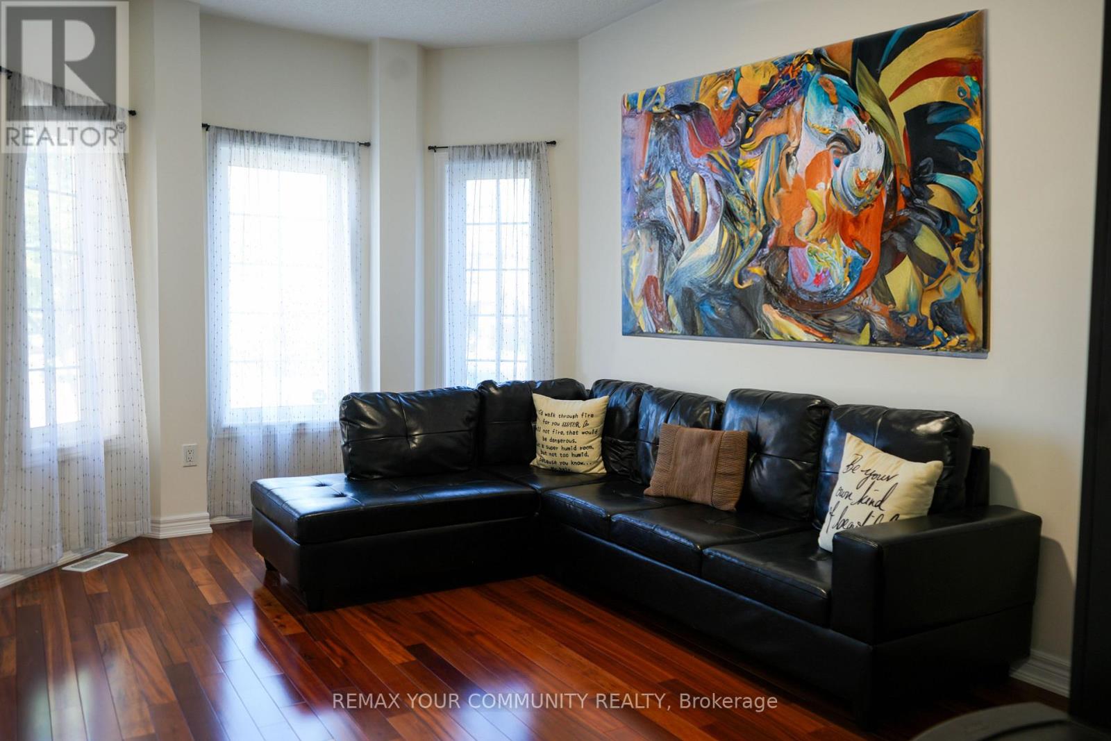 15 Bellefontaine Court, Vaughan, Ontario  L6A 4A7 - Photo 6 - N13441724
