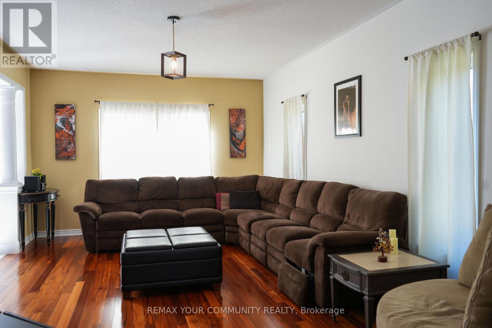 15 Bellefontaine Court, Vaughan, Ontario  L6A 4A7 - Photo 8 - N13441724