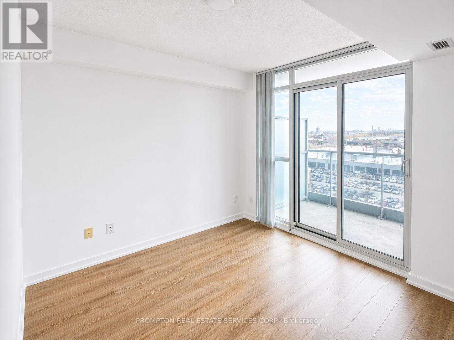 712 - 29 Singer Court, Toronto, Ontario  M5V 3Z7 - Photo 4 - C13041260