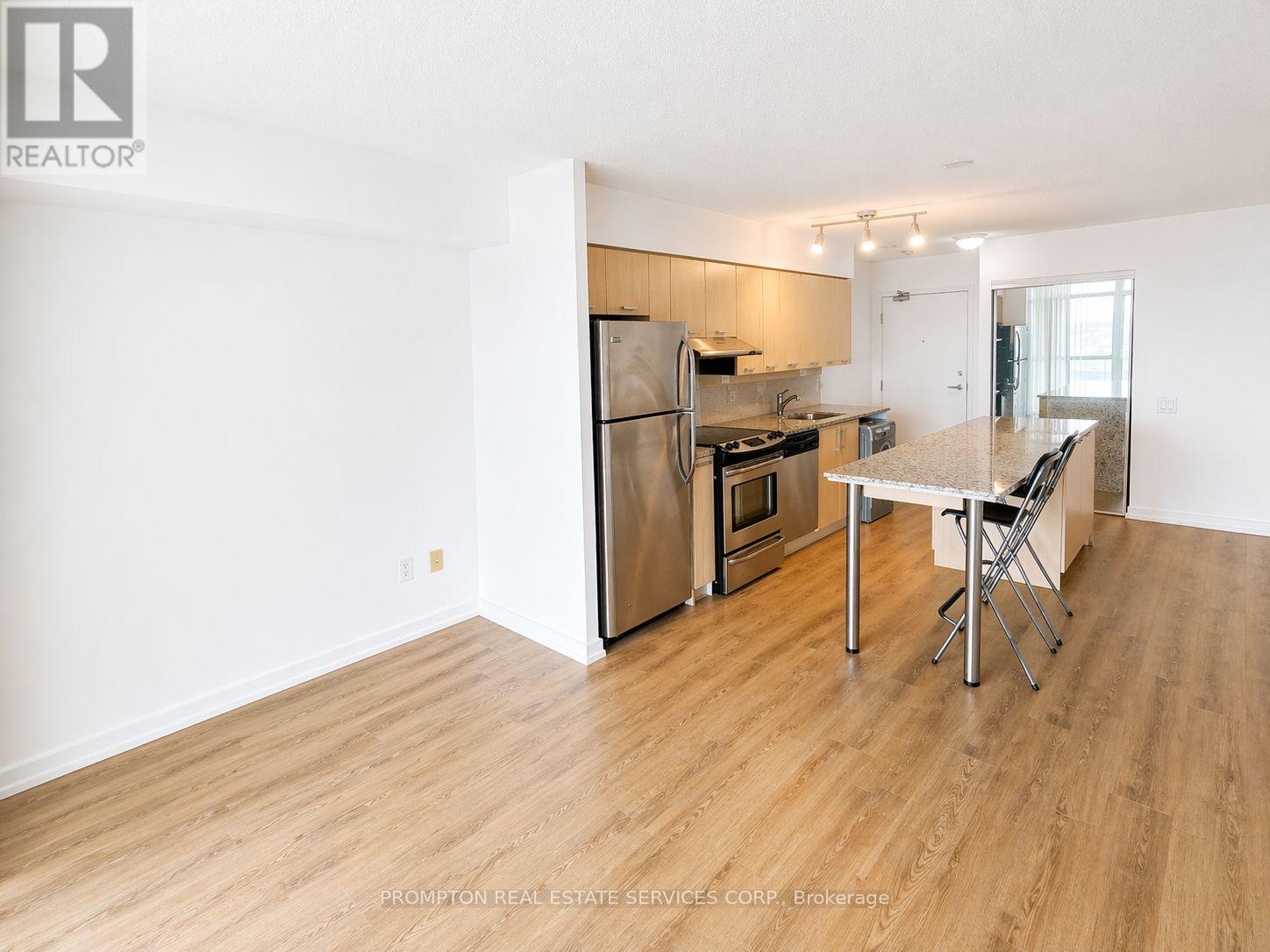 712 - 29 Singer Court, Toronto, Ontario  M5V 3Z7 - Photo 2 - C13041260