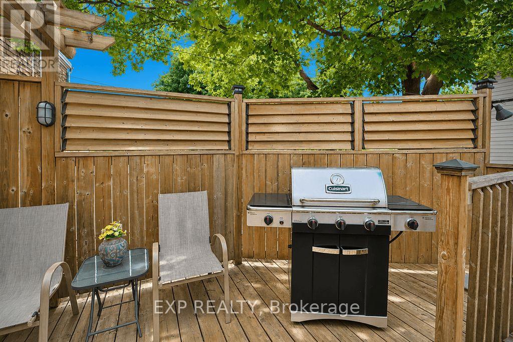 379 Davisville Avenue, Toronto, Ontario  M4S 1H4 - Photo 36 - C13455250