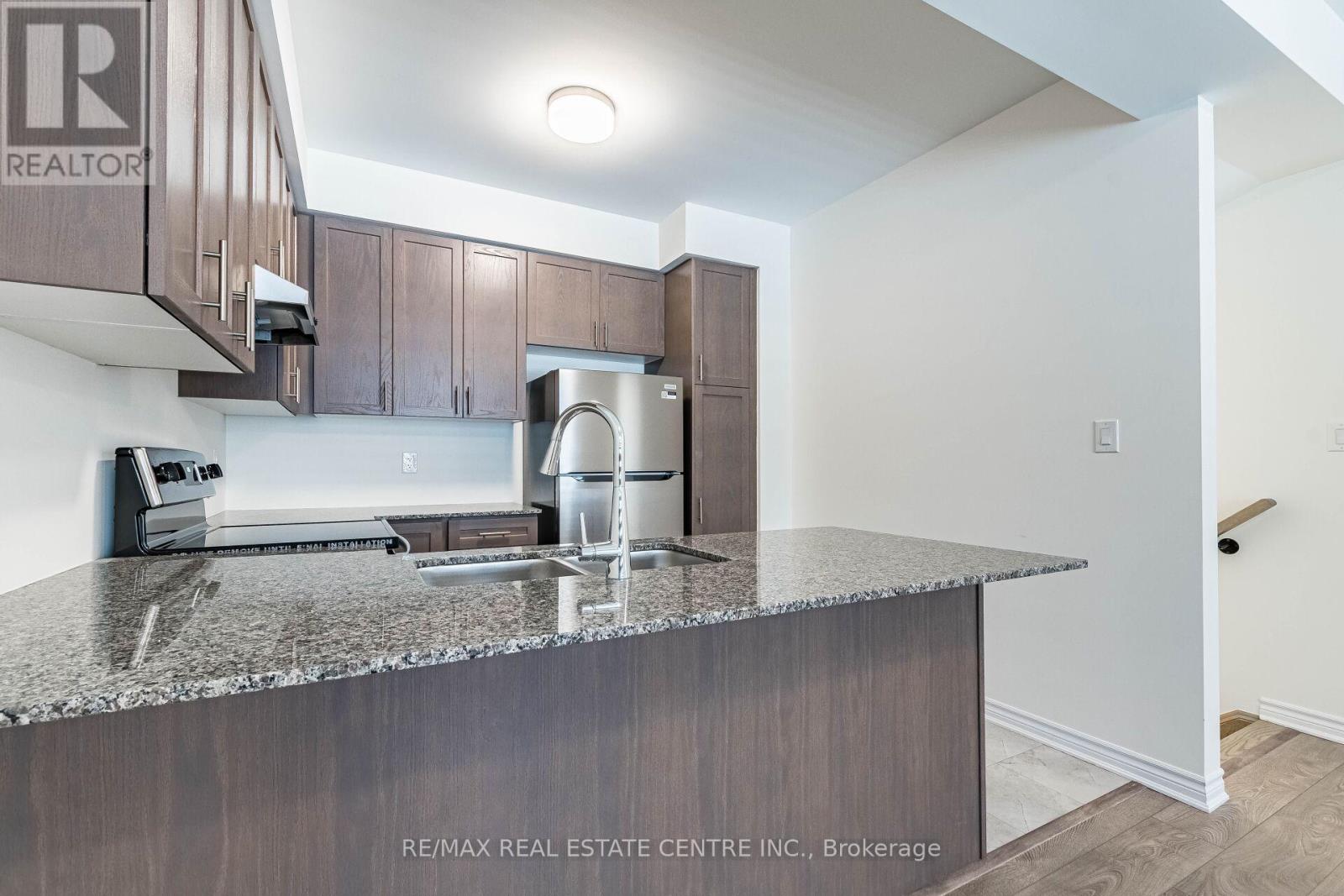 51 Thornbird Crescent, Brampton, Ontario  L7A 0B8 - Photo 11 - W13220730