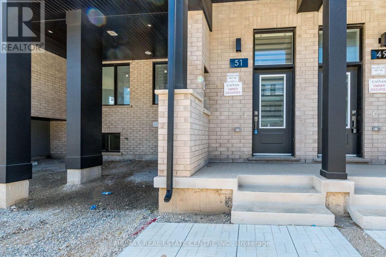 51 Thornbird Crescent, Brampton, Ontario  L7A 0B8 - Photo 4 - W13220730