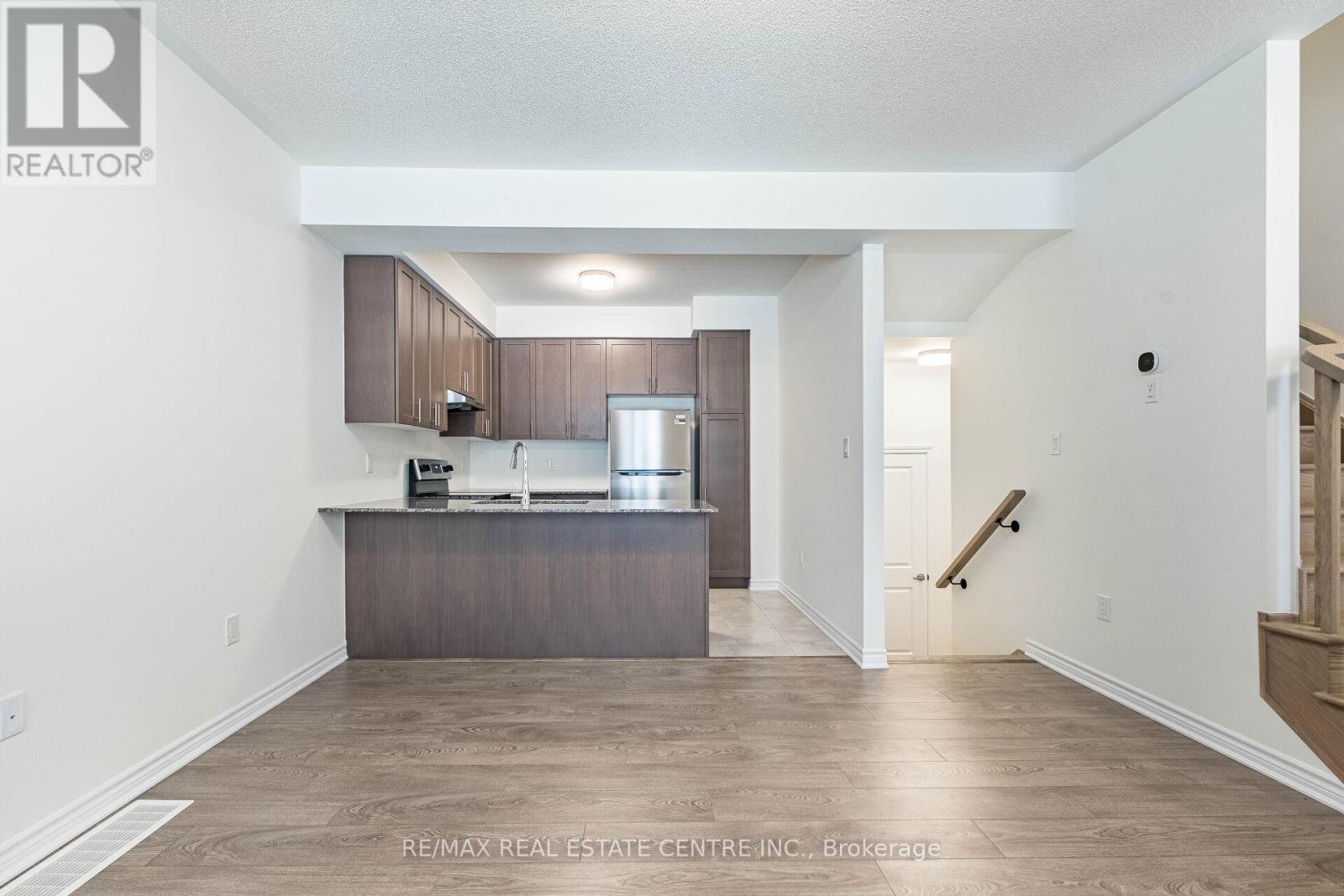 51 Thornbird Crescent, Brampton, Ontario  L7A 0B8 - Photo 8 - W13220730