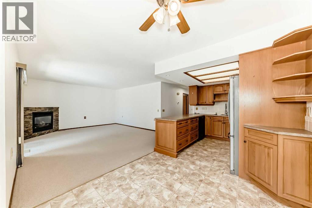 36 Woodside Close NW, Airdrie, Alberta  T4B 2C8 - Photo 12 - A2320041