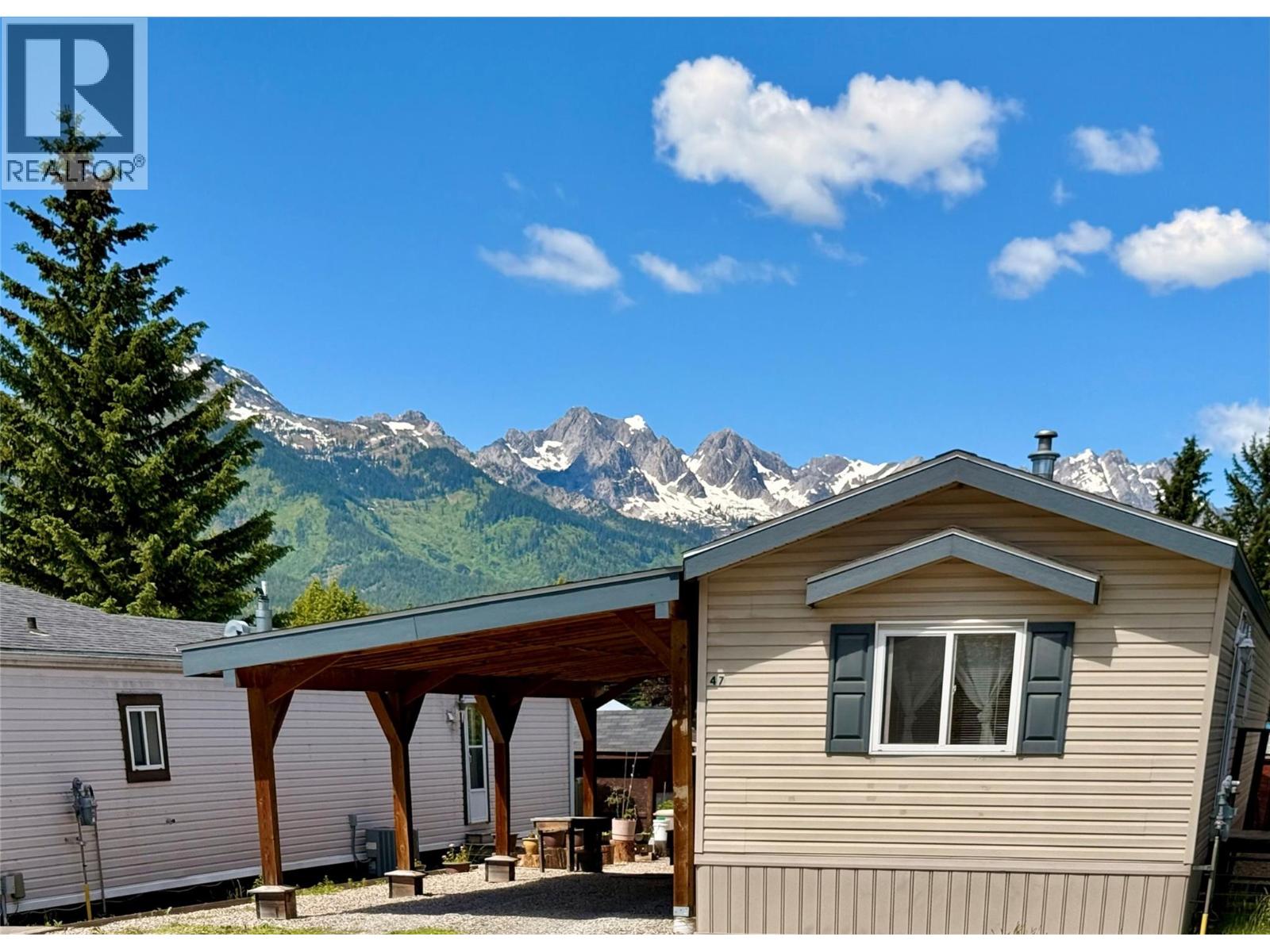 47 SLALOM Drive, Fernie, British Columbia