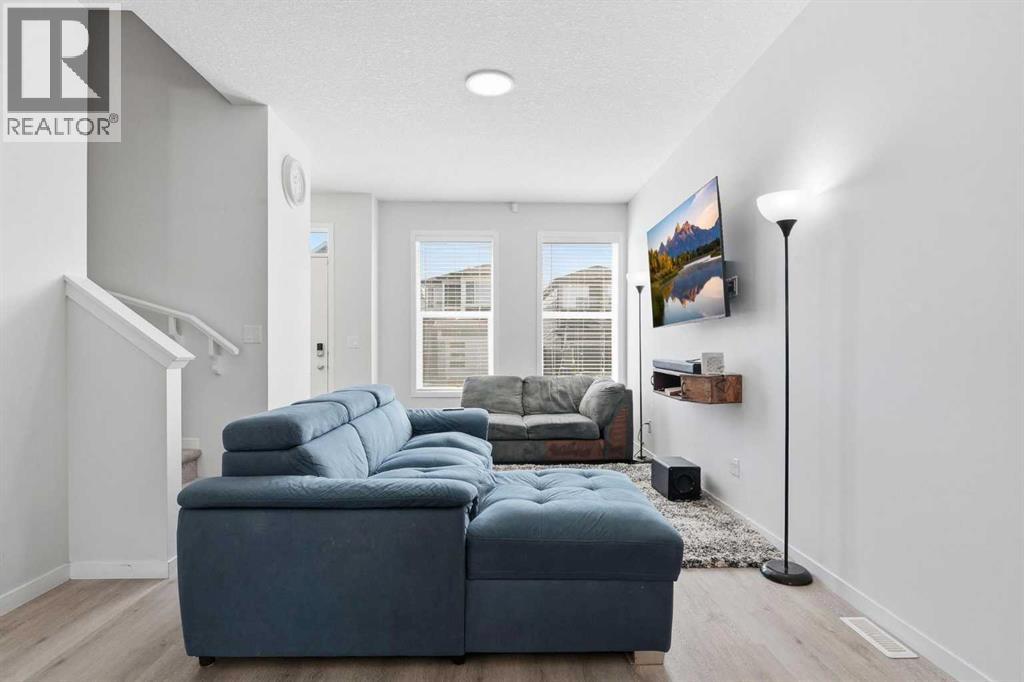 200 Corner Meadows Way NE, Calgary, Alberta  T3N 1Y4 - Photo 3 - A2312258