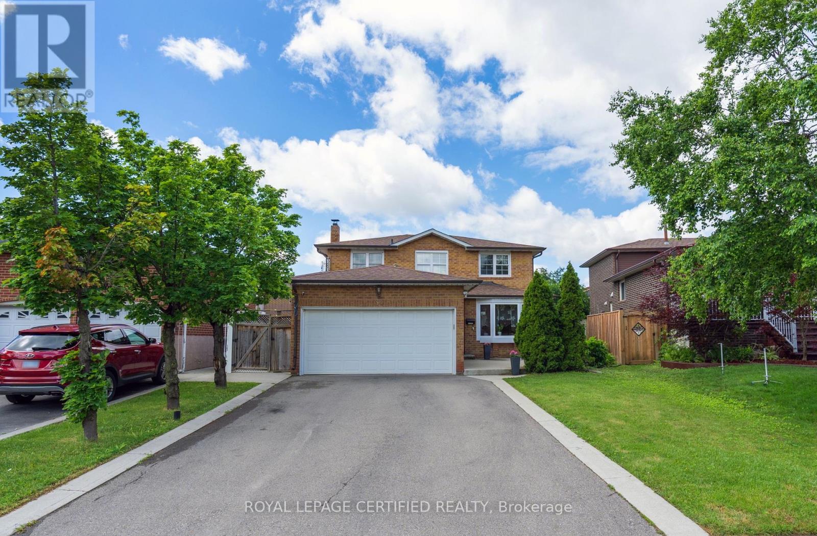 34 BRAIDWOOD LAKE ROAD, Brampton, Ontario
