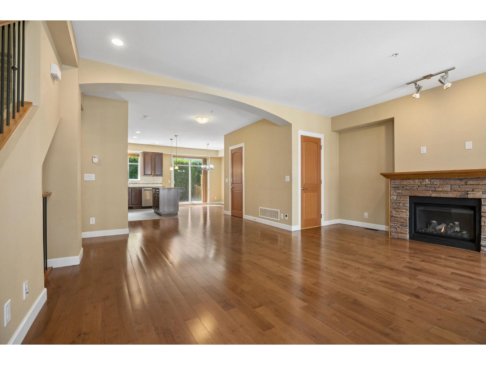 132 20738 84 Avenue, Langley, British Columbia  V2Y 0J6 - Photo 9 - R3137905