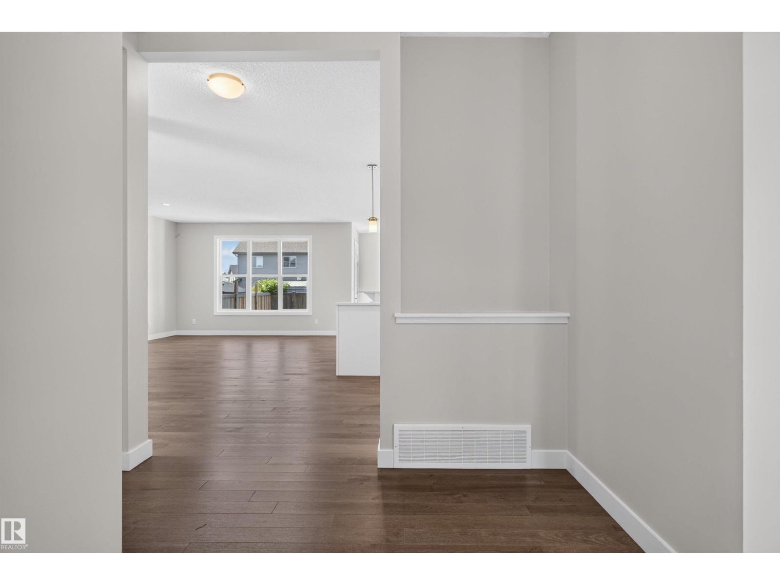9432 229 St Nw, Edmonton, Alberta  T5T 7B3 - Photo 3 - E4494988