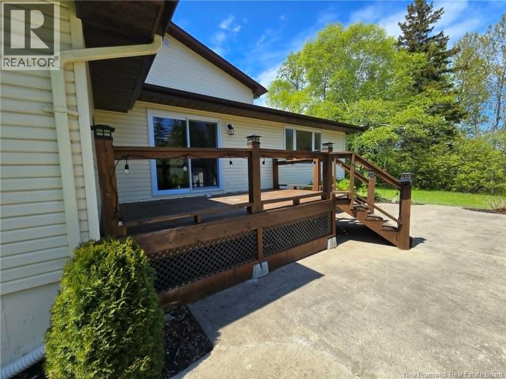 81 Principale, Pointe-Verte, New Brunswick  E8J 2W2 - Photo 5 - NB137235