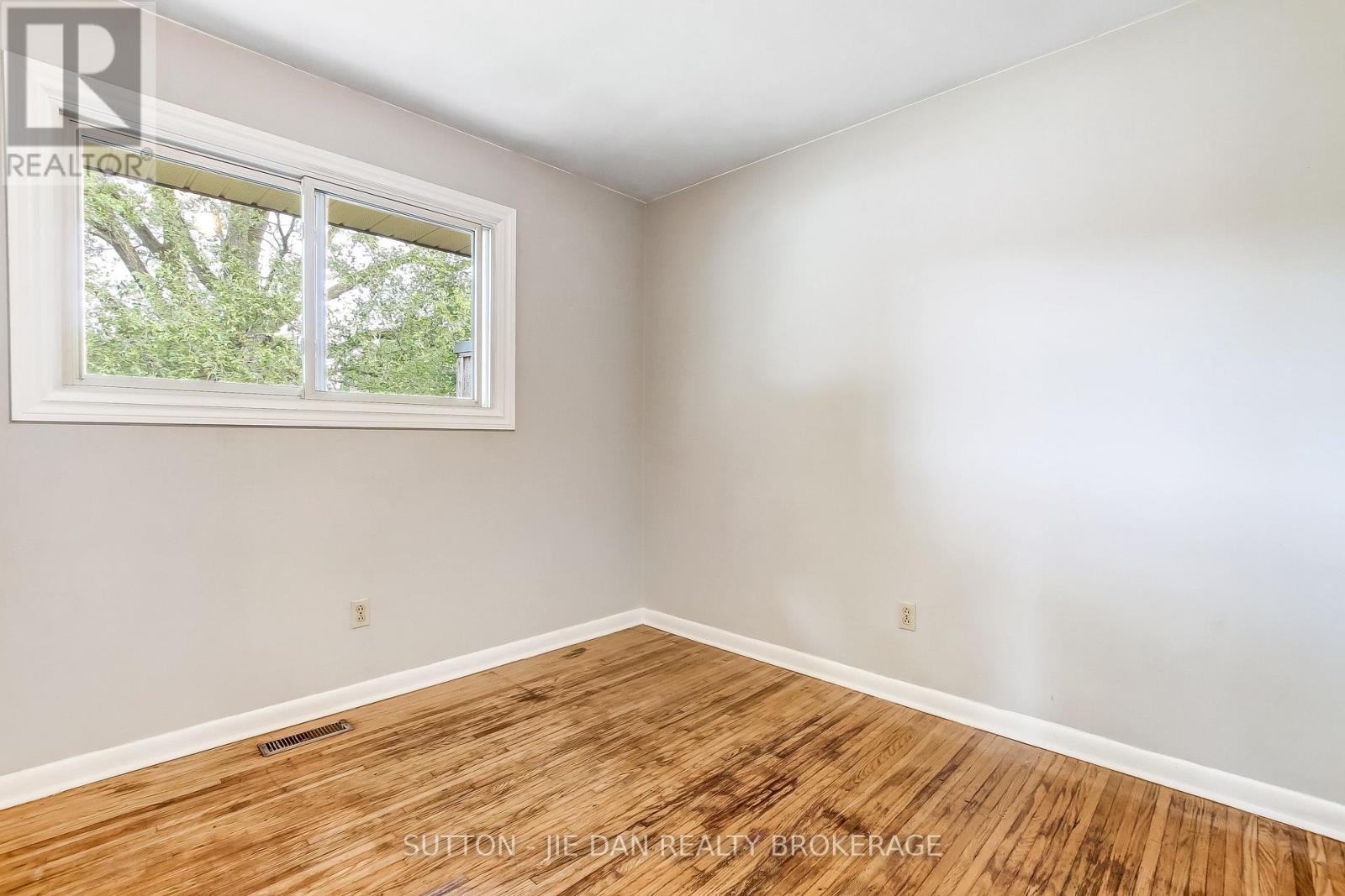 7 Baffin Place, London East, Ontario  N5V 1E8 - Photo 13 - X13472172