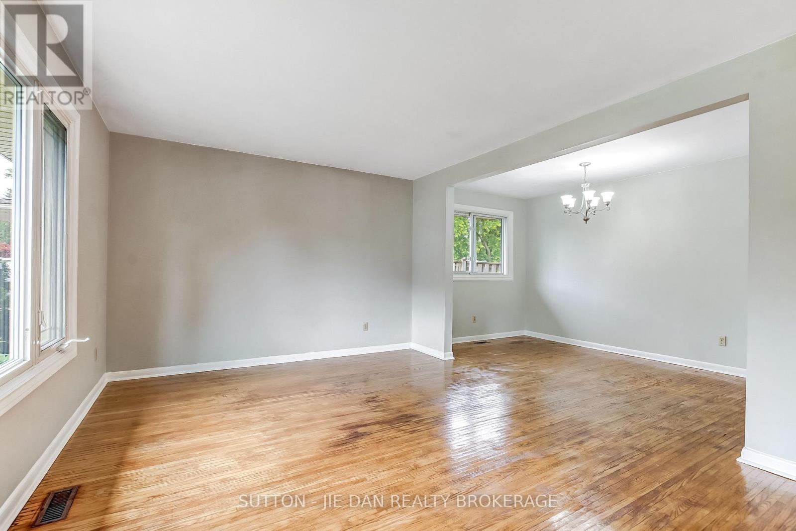 7 Baffin Place, London East, Ontario  N5V 1E8 - Photo 7 - X13472172