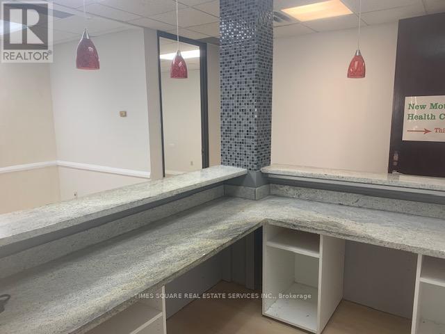 210 - 650 Highway 7 East Highway, Richmond Hill, Ontario L4B 1B2 - Photo 5 - N13472156