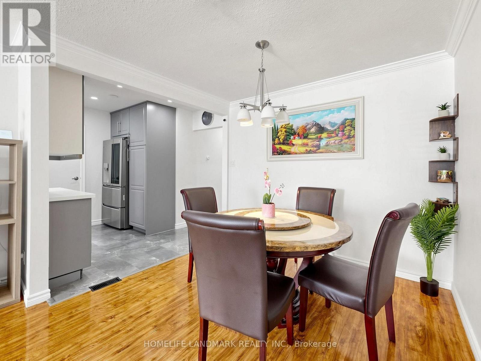 42 Glenmore Crescent, Brampton, Ontario  L6S 1H8 - Photo 7 - W13472150