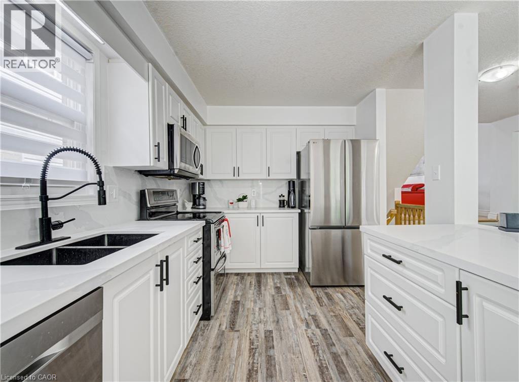 533 Activa Avenue, Kitchener, Ontario  N2E 4C2 - Photo 14 - 40836491