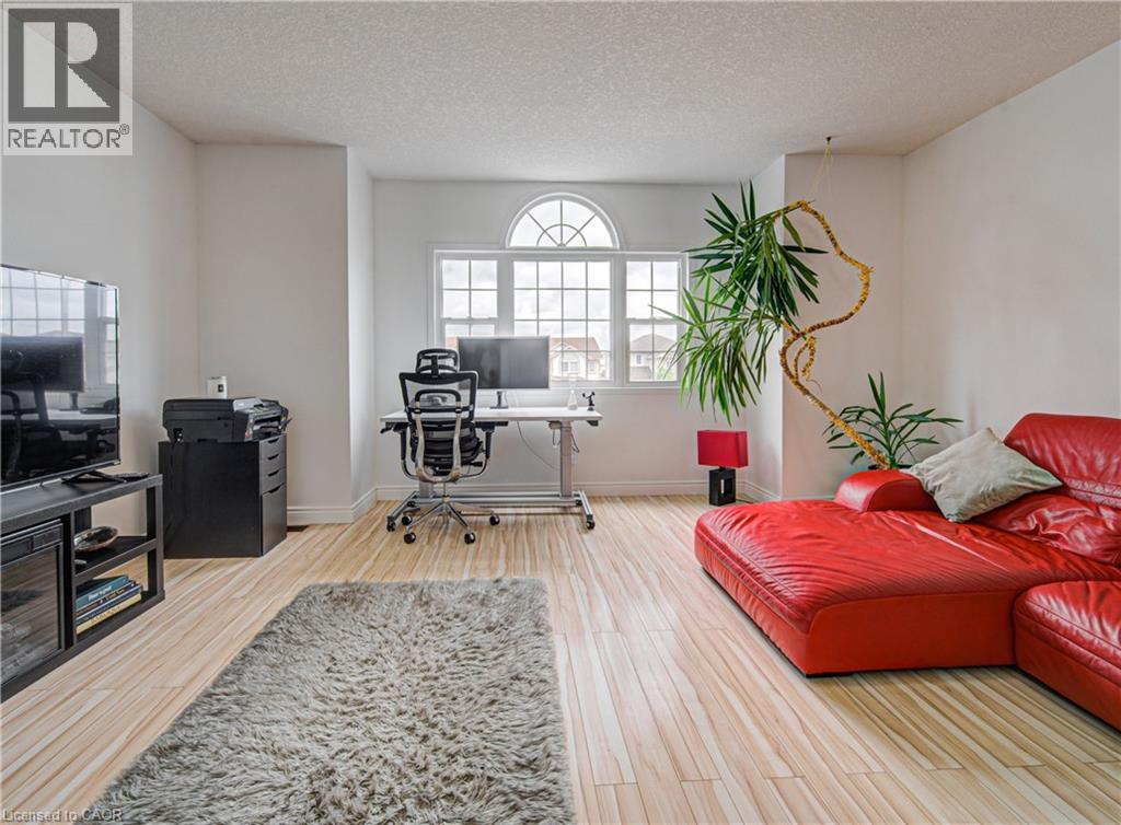 533 Activa Avenue, Kitchener, Ontario  N2E 4C2 - Photo 24 - 40836491