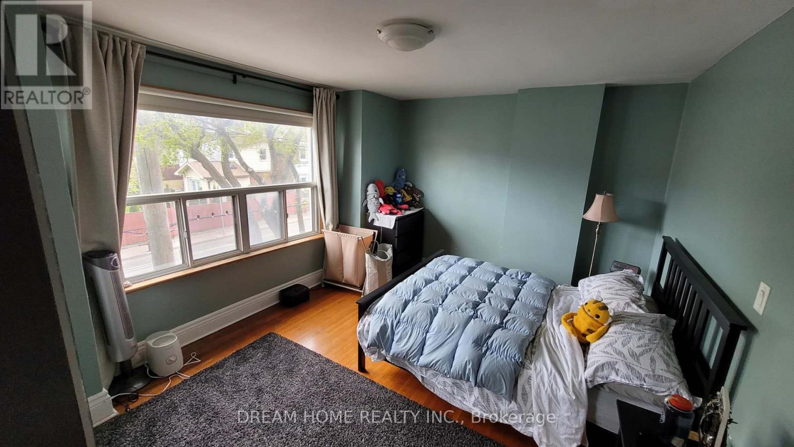 364 Harbord Street, Toronto, Ontario  M6G 1H7 - Photo 7 - C13418116