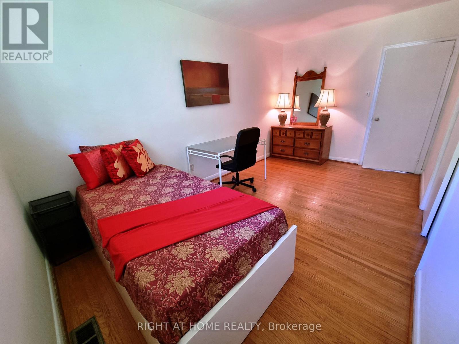 78 Sylvan Avenue, Toronto, Ontario  M1M 1K1 - Photo 19 - E13175886