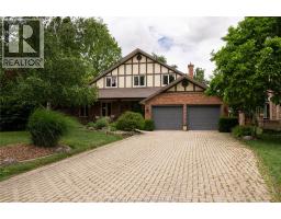 11 ALGONQUIAN DRIVE, Chatham, Ontario
