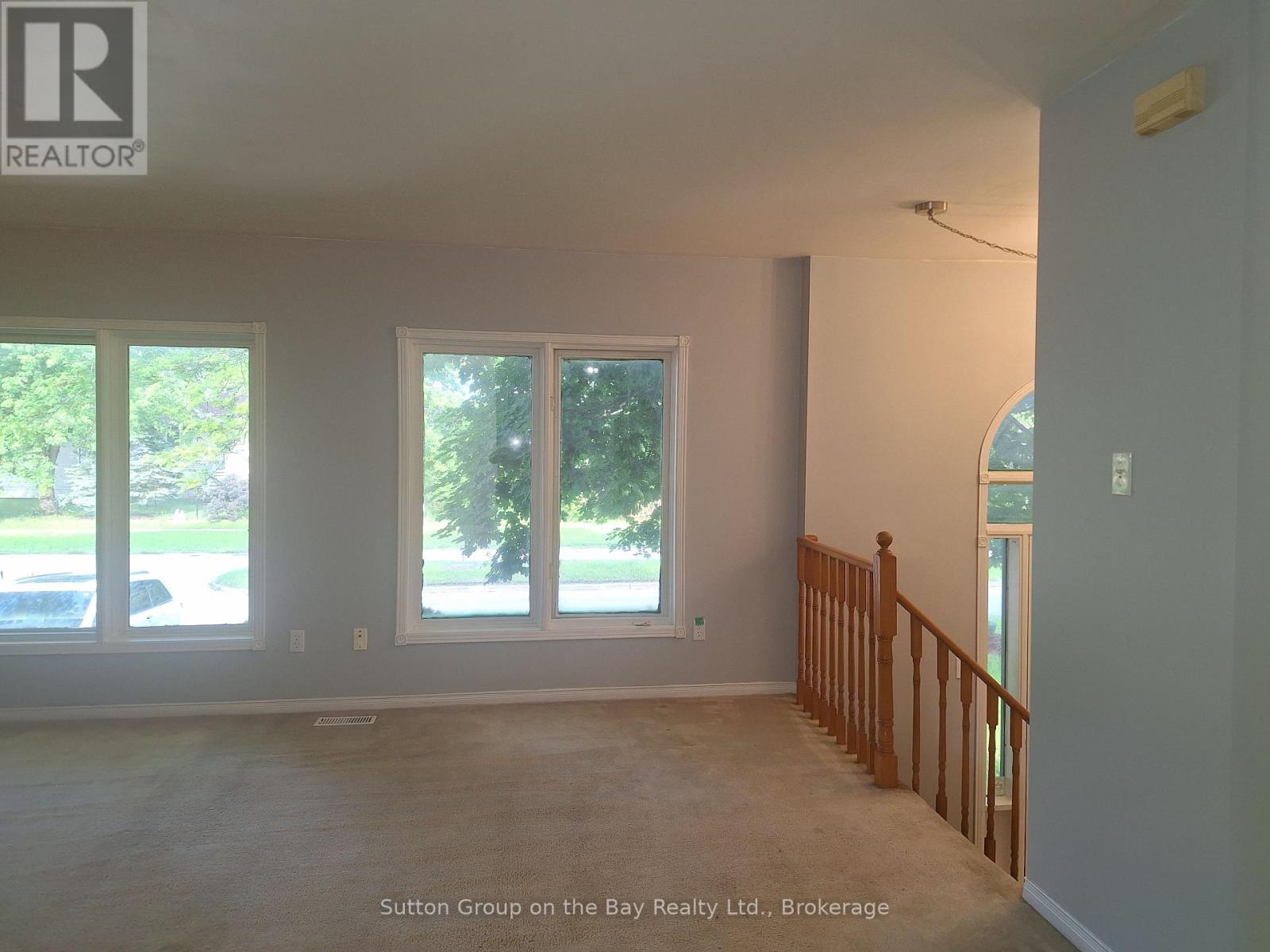 67 Fernbrook Drive, Wasaga Beach, Ontario  L9Z 1G4 - Photo 11 - S13472204