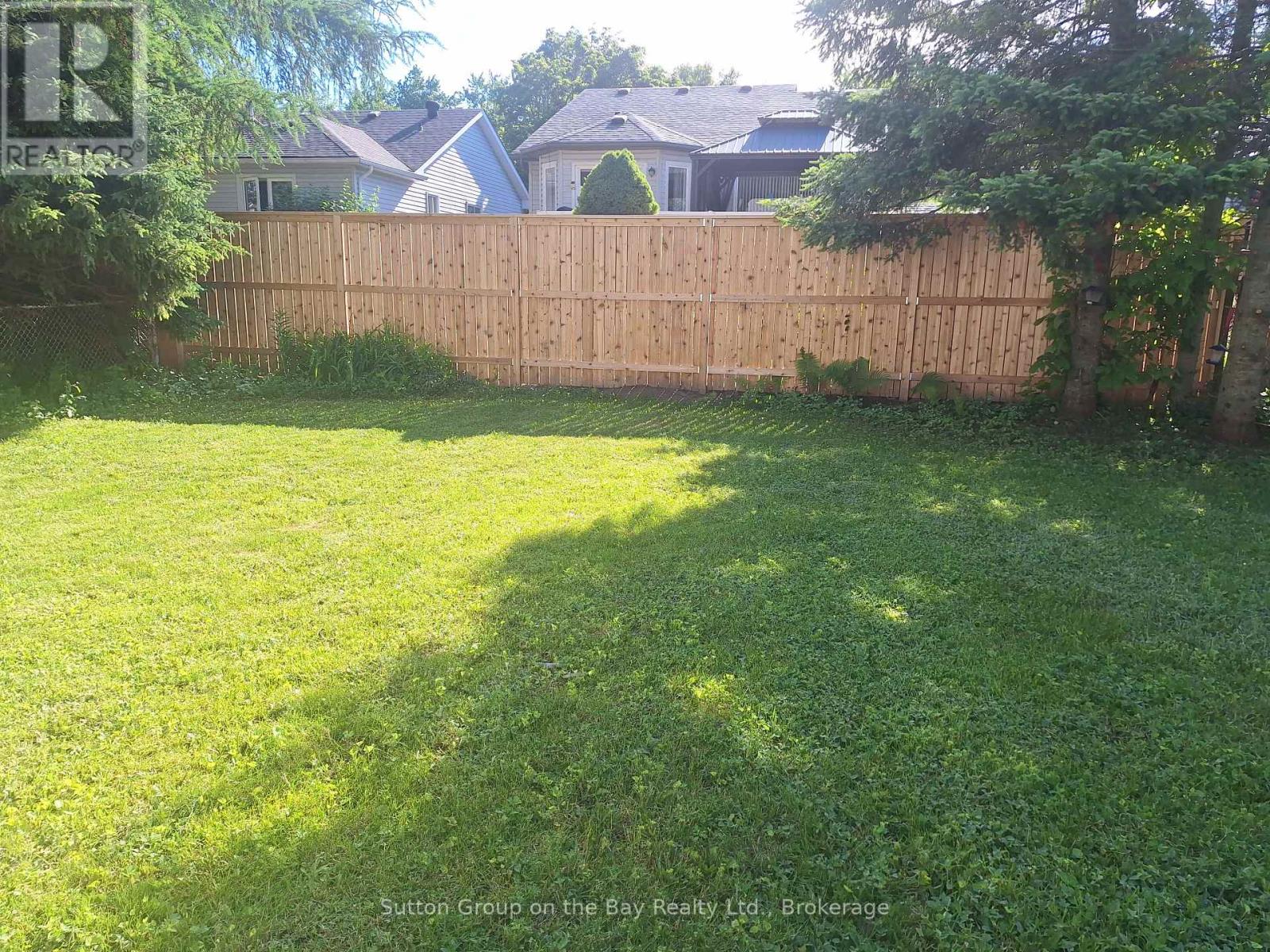 67 Fernbrook Drive, Wasaga Beach, Ontario  L9Z 1G4 - Photo 6 - S13472204