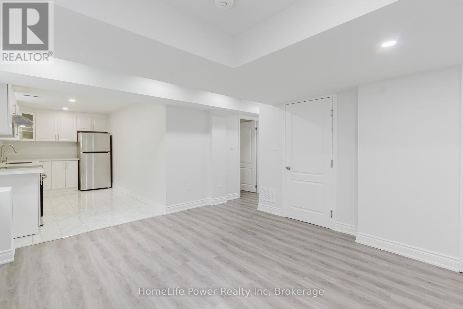 470 Blair Creek Drive, Kitchener, Ontario  N2P 2X6 - Photo 42 - X13472206