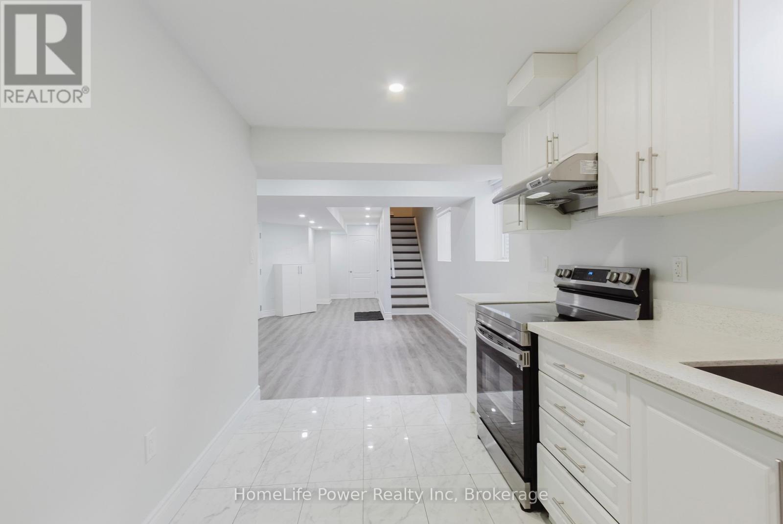 470 Blair Creek Drive, Kitchener, Ontario  N2P 2X6 - Photo 46 - X13472206